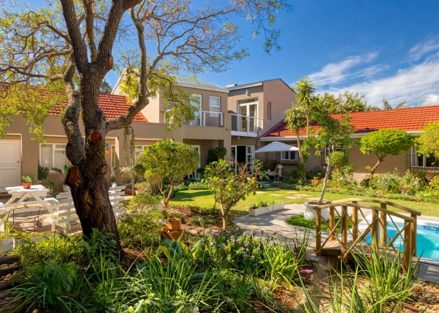 10 Bedroom Property for Sale in Montclair Western Cape